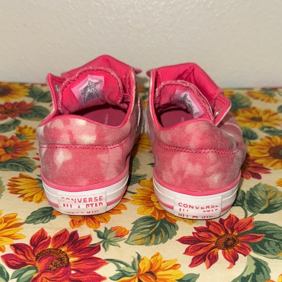 Converse Kids Pink Sneakers size 1 - Picture 6 of 10